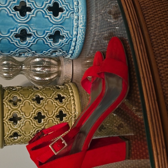 Faux Suede Red Women's Heels EUC Size 7 (#10) - Picture 2 of 10